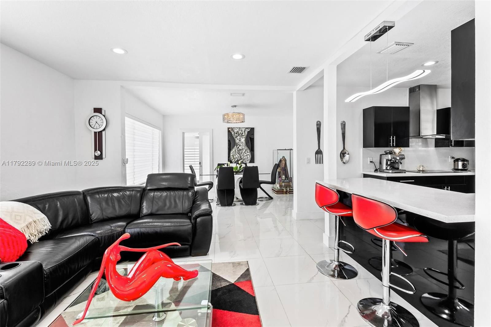 Real estate property located at 9365 44th St, Miami-dade, Ascot Park, Miami, FL