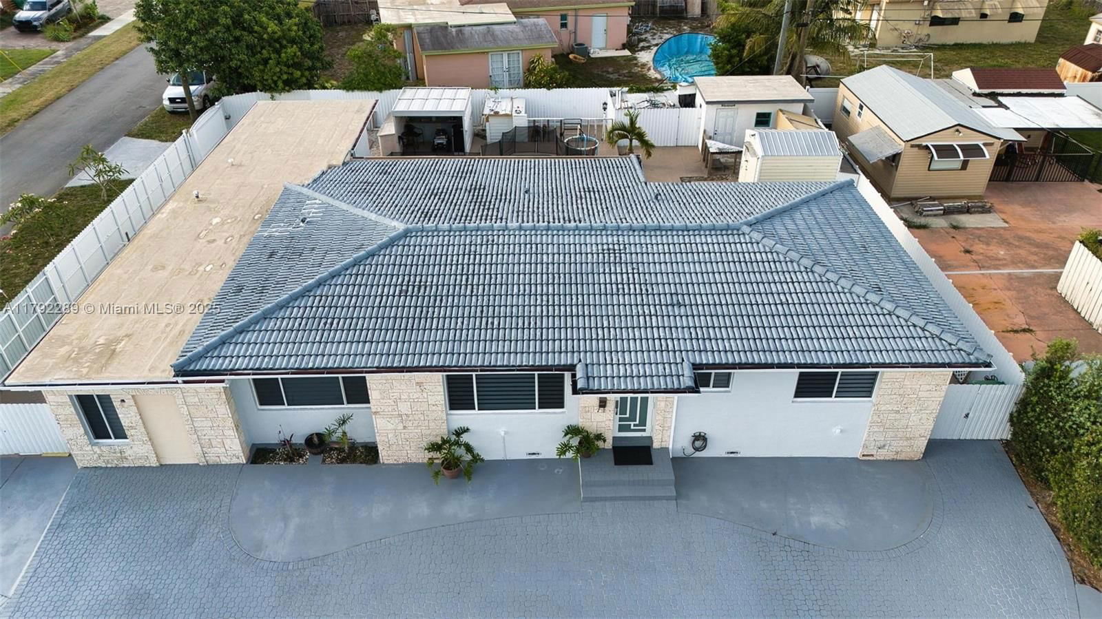 Real estate property located at 9365 44th St, Miami-dade, Ascot Park, Miami, FL