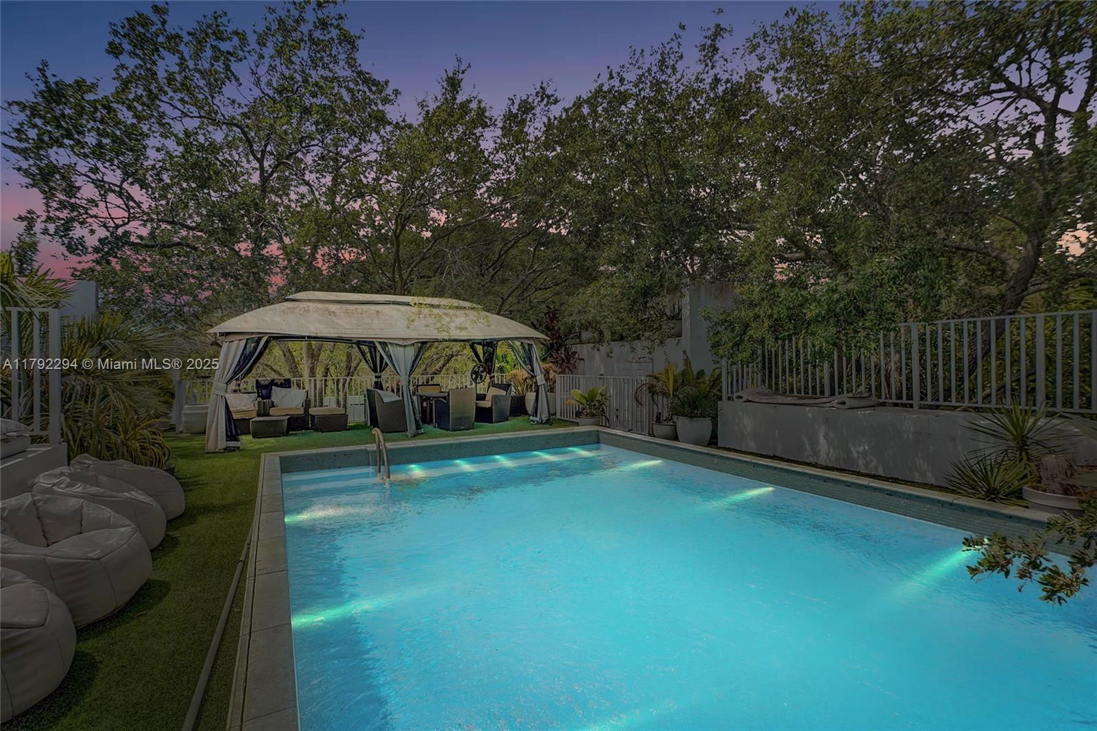 Real estate property located at 3861 Kumquat Ave, Miami-dade, Pomona, Miami, FL