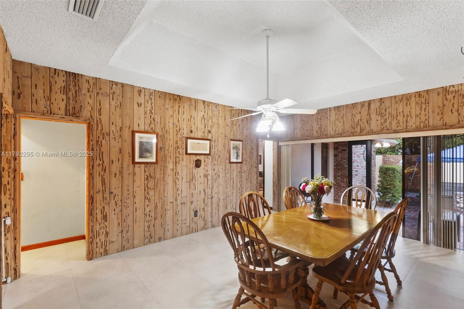 Real estate property located at 8261 186th St, Miami-dade, Old Cutler Grove, Cutler Bay, FL