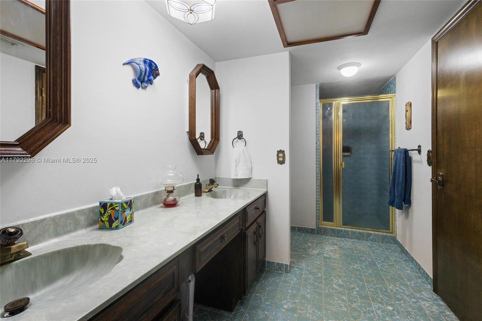 Real estate property located at 8261 186th St, Miami-dade, Old Cutler Grove, Cutler Bay, FL