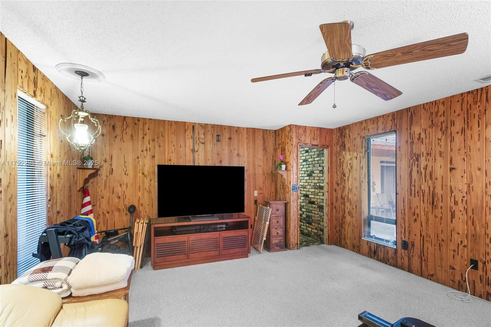 Real estate property located at 8261 186th St, Miami-dade, Old Cutler Grove, Cutler Bay, FL