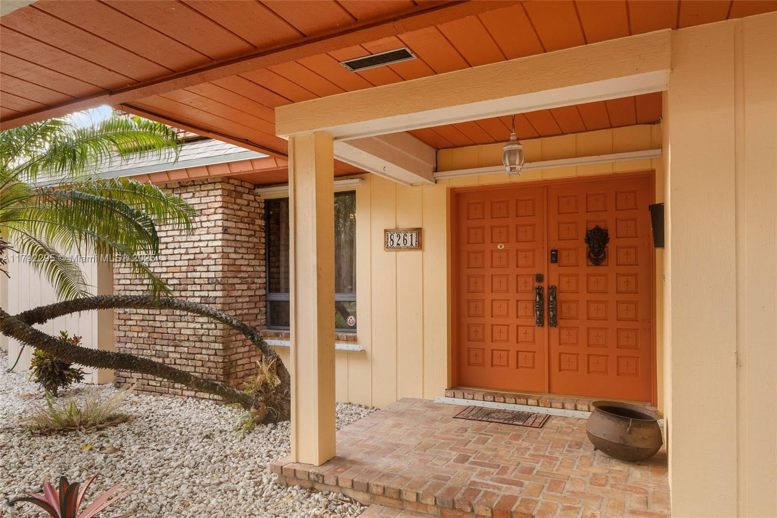 Real estate property located at 8261 186th St, Miami-dade, Old Cutler Grove, Cutler Bay, FL