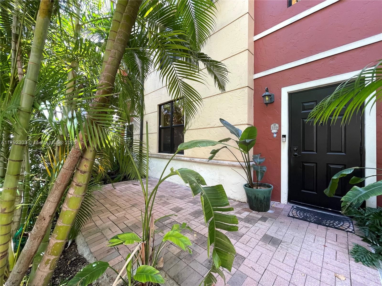 Real estate property located at 888 Douglas Rd #119, Miami-dade, Coral Gables Douglas Sec, Coral Gables, FL