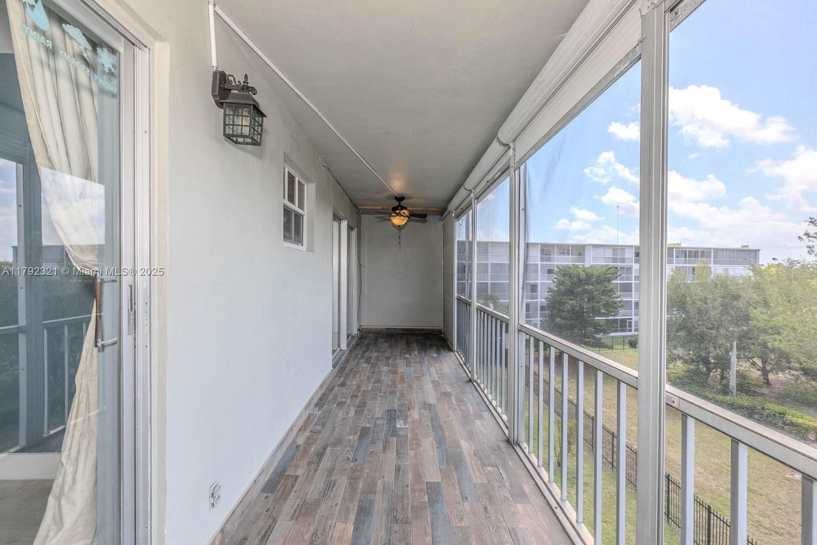 Real estate property located at 950 Hillcrest Dr #414, Broward, Hillcrest Country Club No, Hollywood, FL