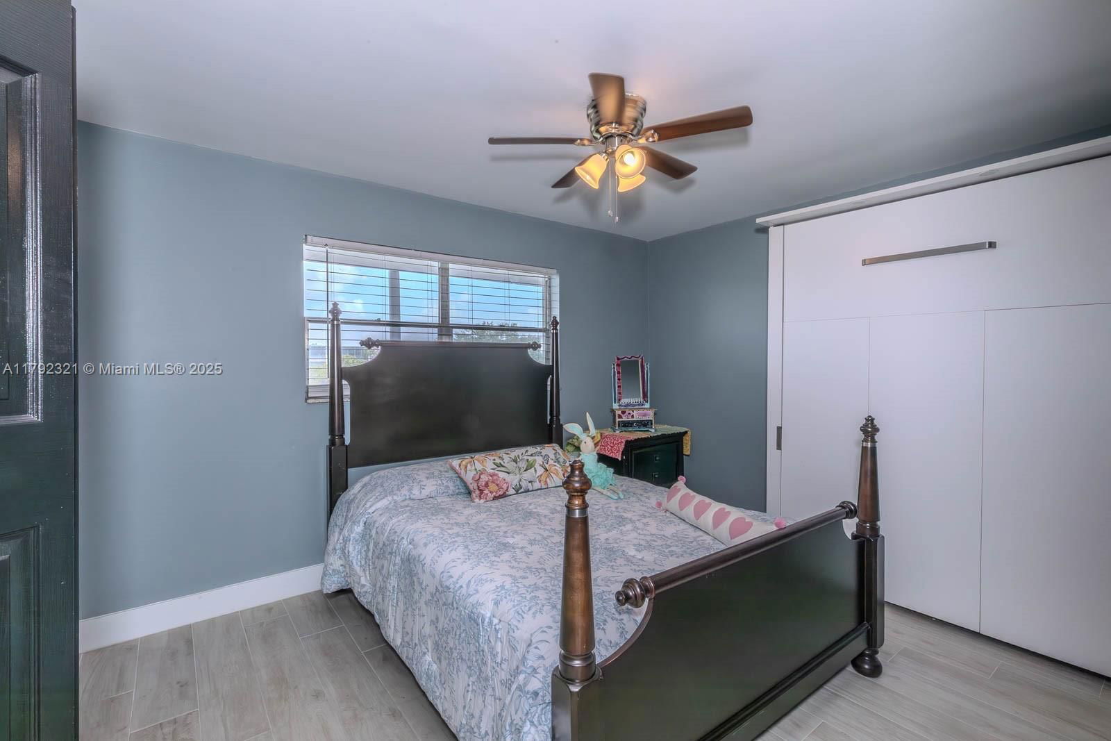Real estate property located at 950 Hillcrest Dr #414, Broward, Hillcrest Country Club No, Hollywood, FL