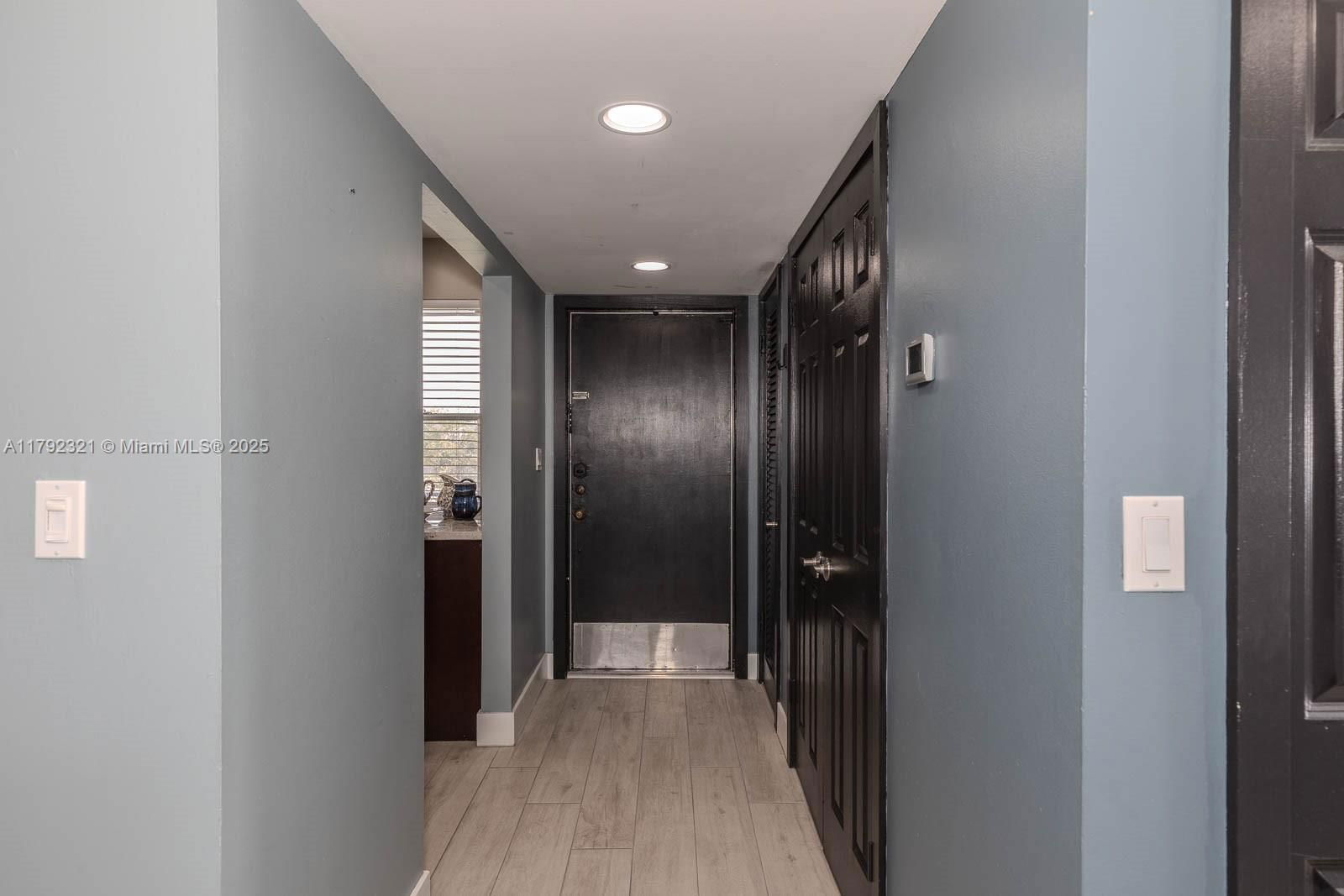 Real estate property located at 950 Hillcrest Dr #414, Broward, Hillcrest Country Club No, Hollywood, FL