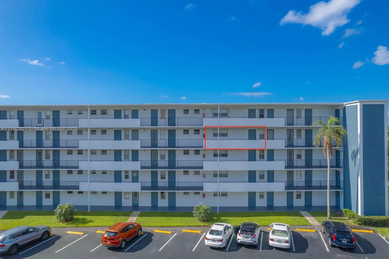 Real estate property located at 950 Hillcrest Dr #414, Broward, Hillcrest Country Club No, Hollywood, FL
