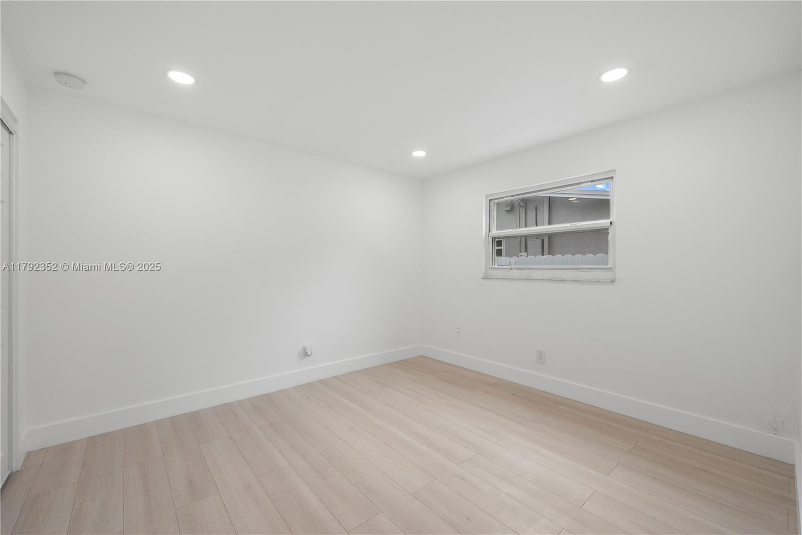 Real estate property located at 4617 28th Way, Broward, R Y K Homesites, Dania Beach, FL
