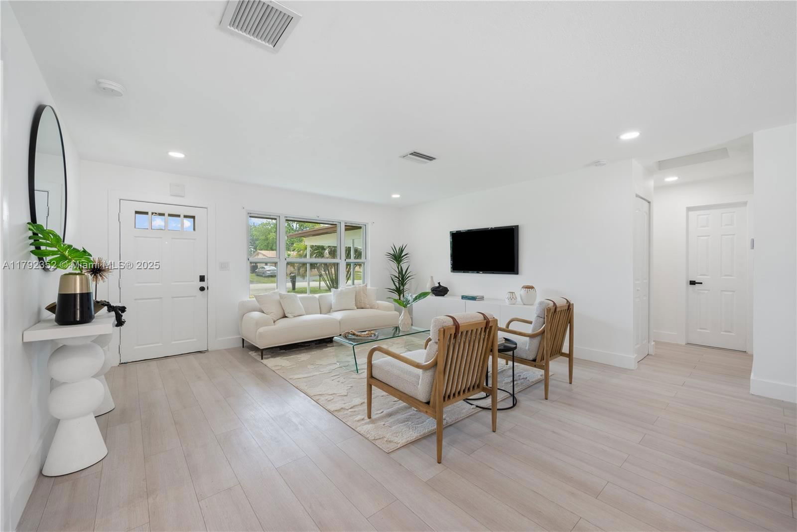 Real estate property located at 4617 28th Way, Broward, R Y K Homesites, Dania Beach, FL