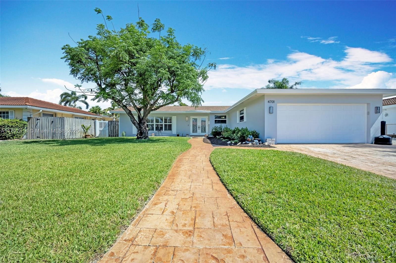 Real estate property located at 4701 Garfield St, Broward, Hollywood Hills 1965, Hollywood, FL