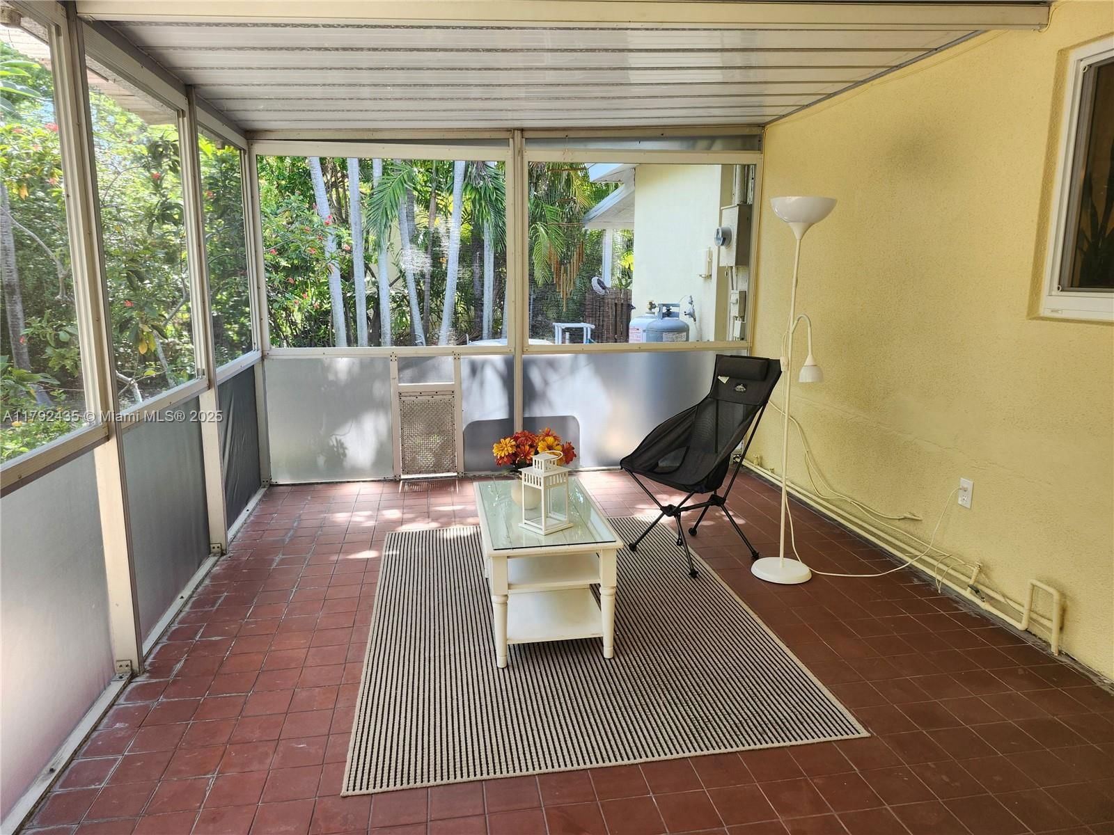 Real estate property located at 8750 42nd St, Miami-dade, Tropical Highlands 2nd Ad, Miami, FL