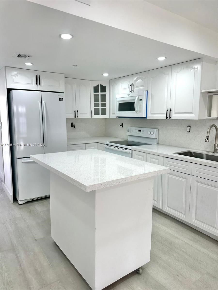 Real estate property located at 12025 10th St #204, Miami-dade, Alameda Iv East Condo, Miami, FL