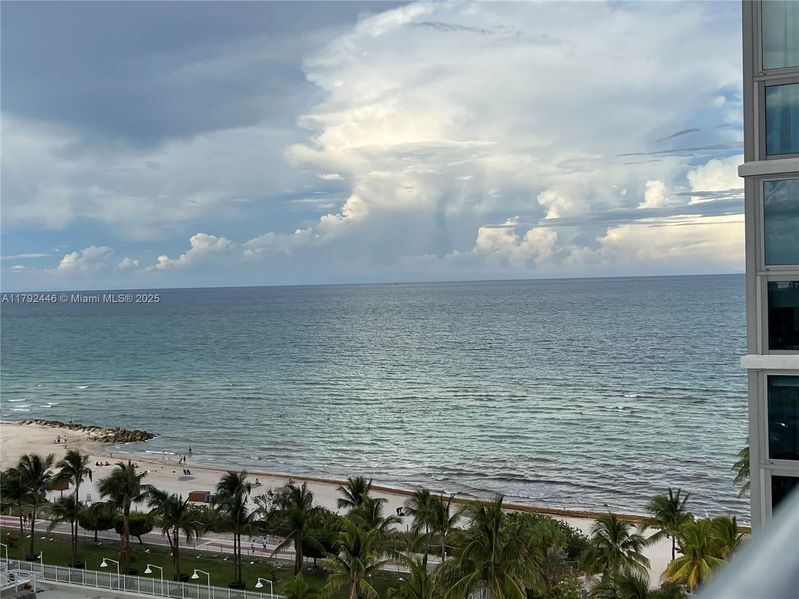 Real estate property located at 2655 Collins Ave #1405, Miami-dade, 4, Miami Beach, FL