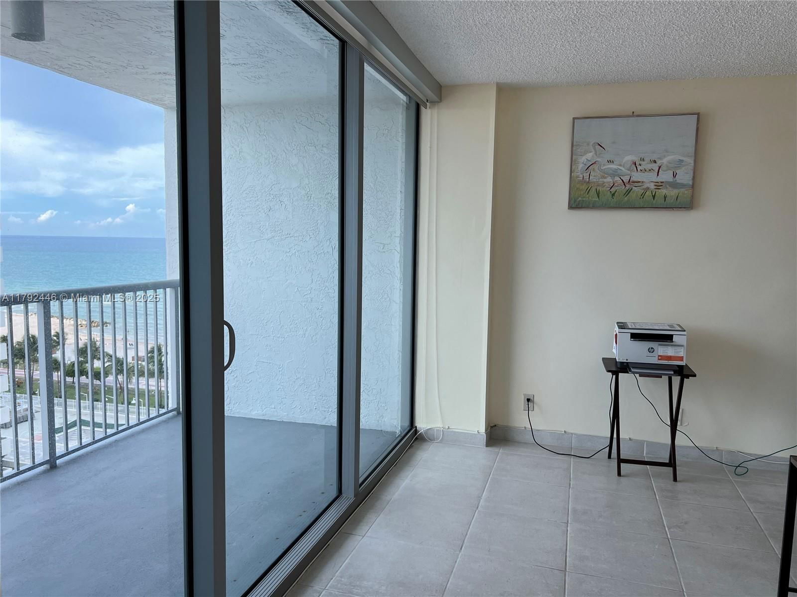 Real estate property located at 2655 Collins Ave #1405, Miami-dade, 4, Miami Beach, FL