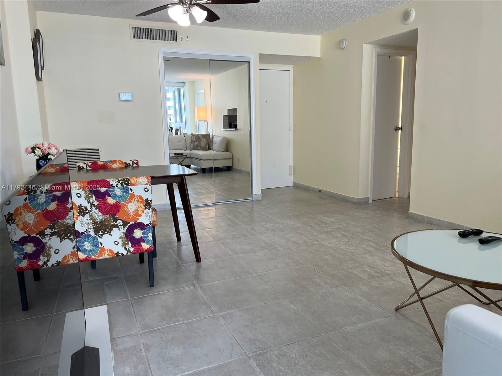 Real estate property located at 2655 Collins Ave #1405, Miami-dade, 4, Miami Beach, FL
