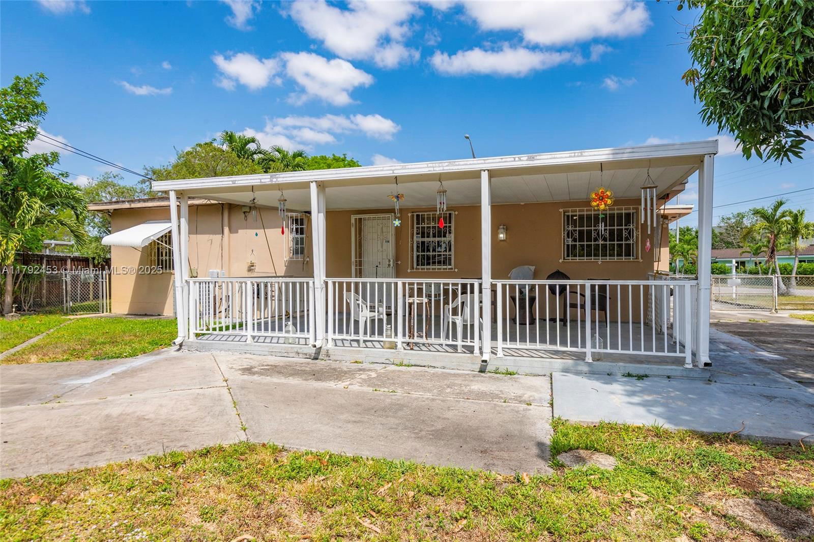 Real estate property located at 171 Curtiss Dr, Miami-dade, Hialeah 3rd Addn, Hialeah, FL