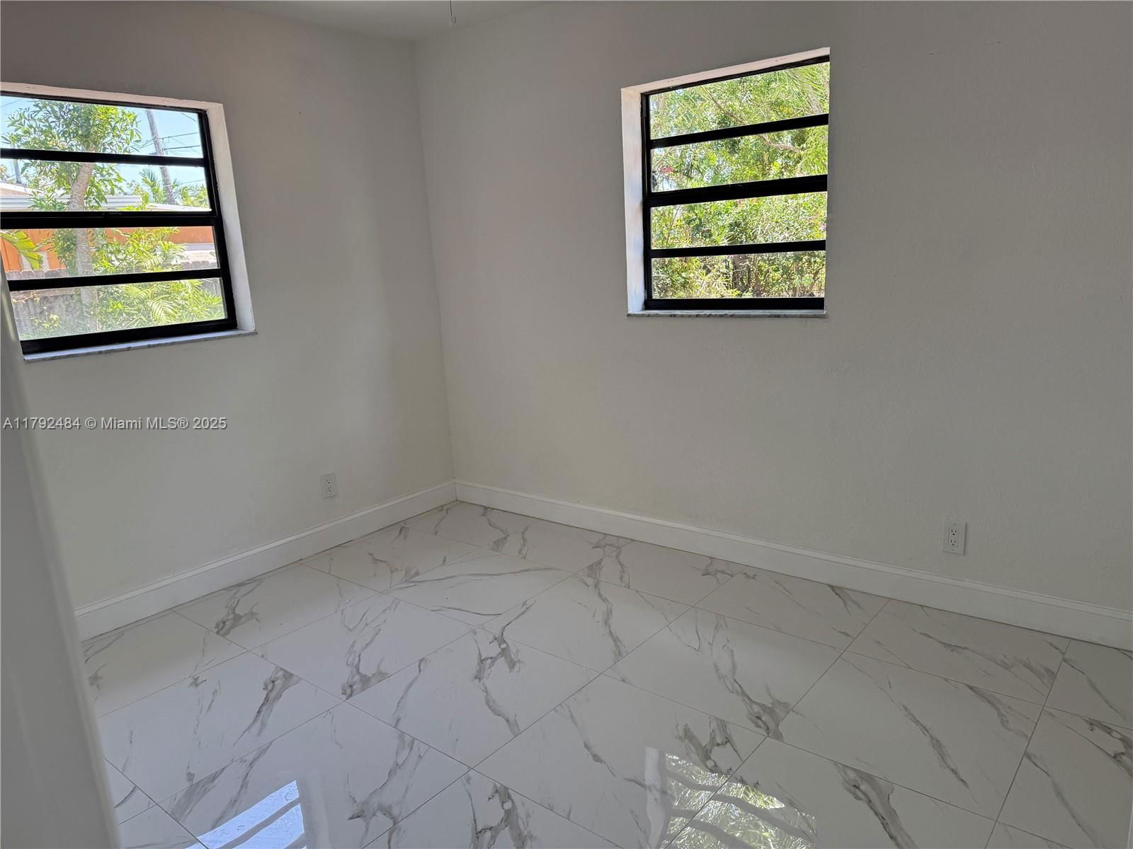 Real estate property located at 9340 Martinique Dr, Miami-dade, Cutler Ridge Sec 4, Cutler Bay, FL