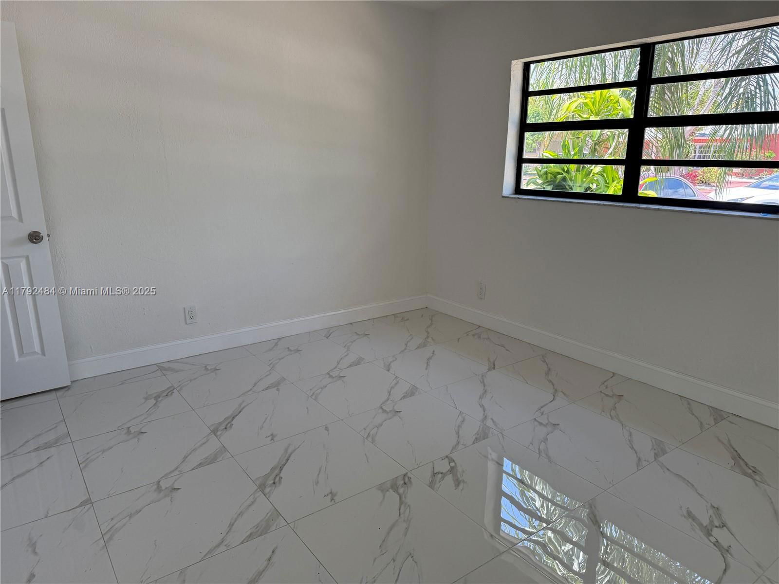 Real estate property located at 9340 Martinique Dr, Miami-dade, Cutler Ridge Sec 4, Cutler Bay, FL