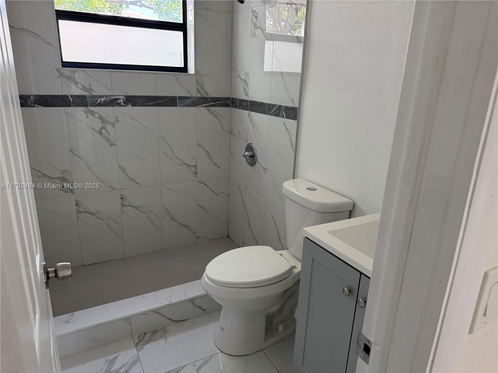 Real estate property located at 9340 Martinique Dr, Miami-dade, Cutler Ridge Sec 4, Cutler Bay, FL