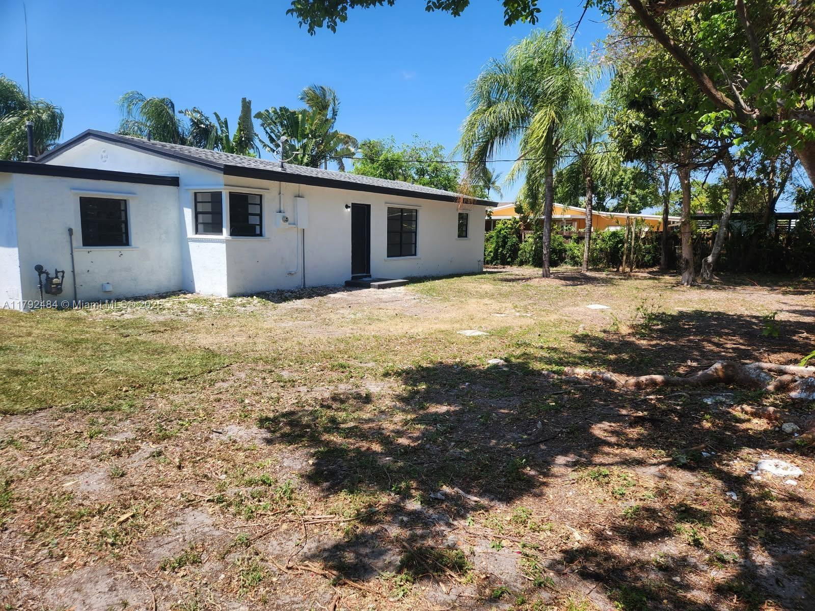 Real estate property located at 9340 Martinique Dr, Miami-dade, Cutler Ridge Sec 4, Cutler Bay, FL