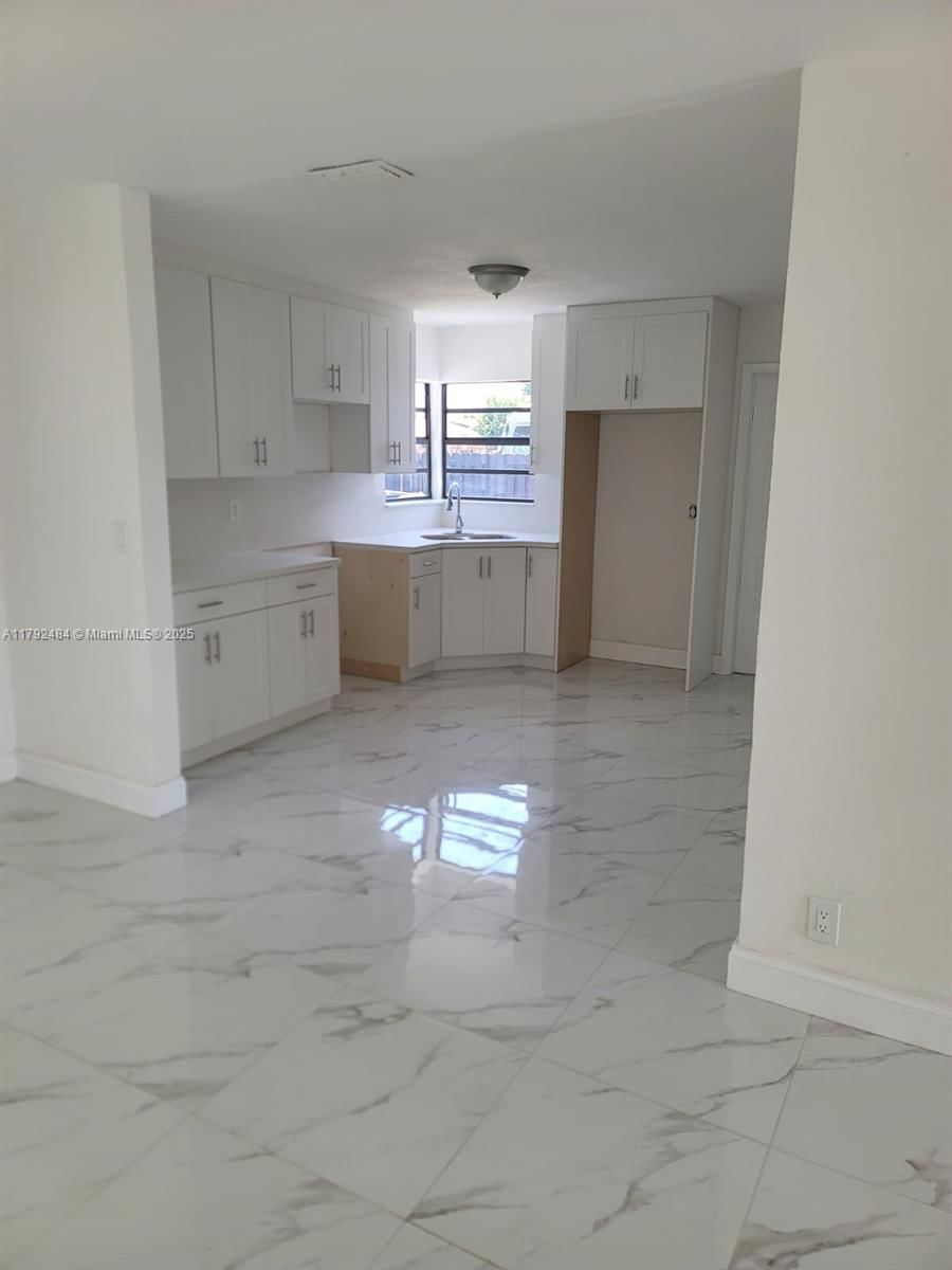 Real estate property located at 9340 Martinique Dr, Miami-dade, Cutler Ridge Sec 4, Cutler Bay, FL
