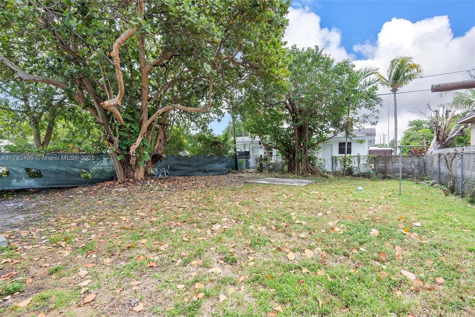 Real estate property located at 1810 47th St, Miami-dade, 17th Ave Manor, Miami, FL