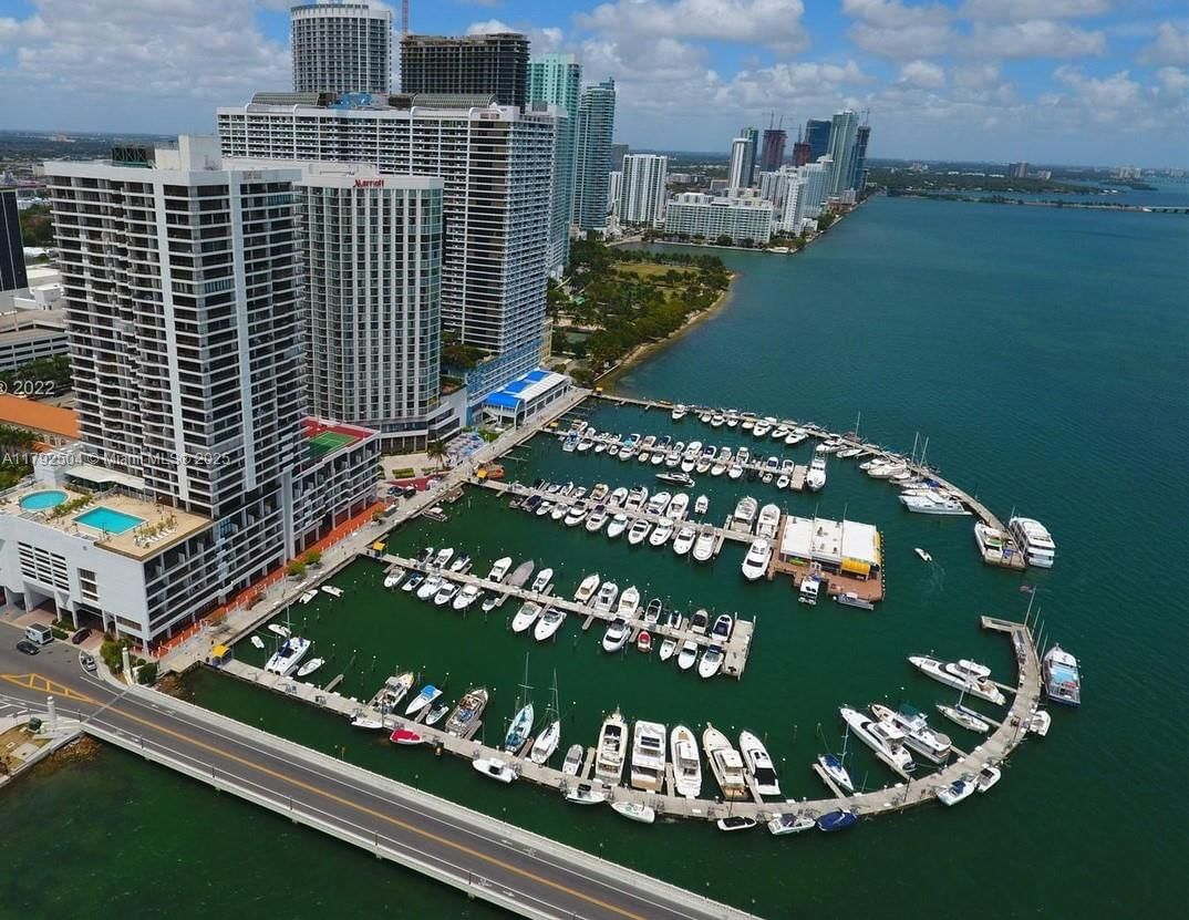 Real estate property located at 555 15th St #33H, Miami-dade, Venetia Condo, Miami, FL