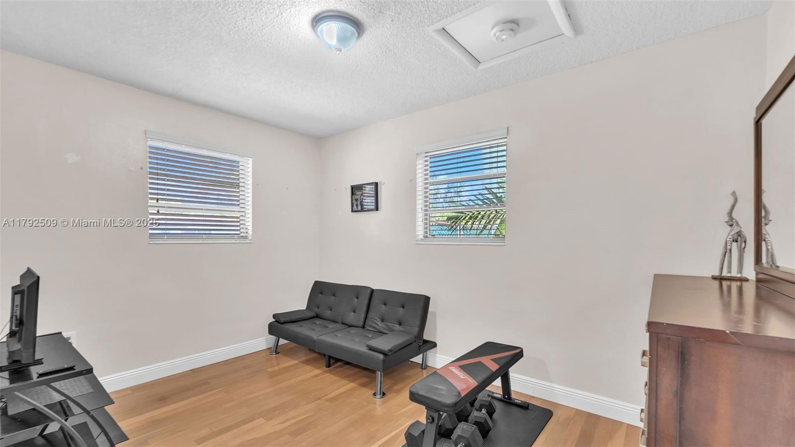 Real estate property located at 19241 93rd Rd, Miami-dade, Whispering Pines Est Sec, Cutler Bay, FL
