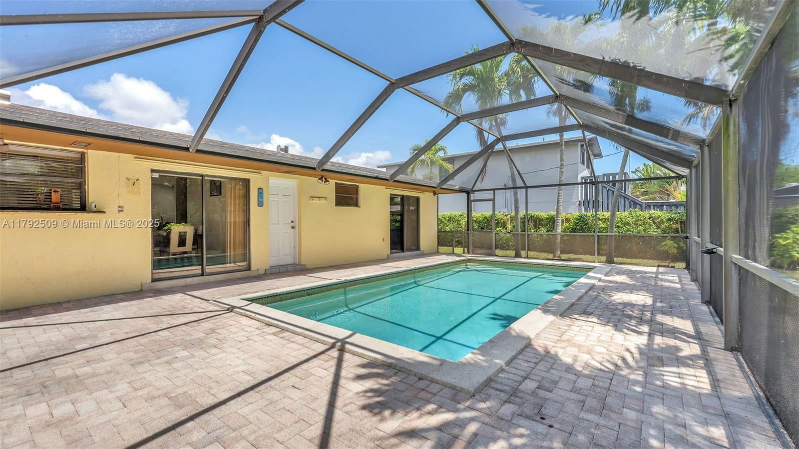 Real estate property located at 19241 93rd Rd, Miami-dade, Whispering Pines Est Sec, Cutler Bay, FL