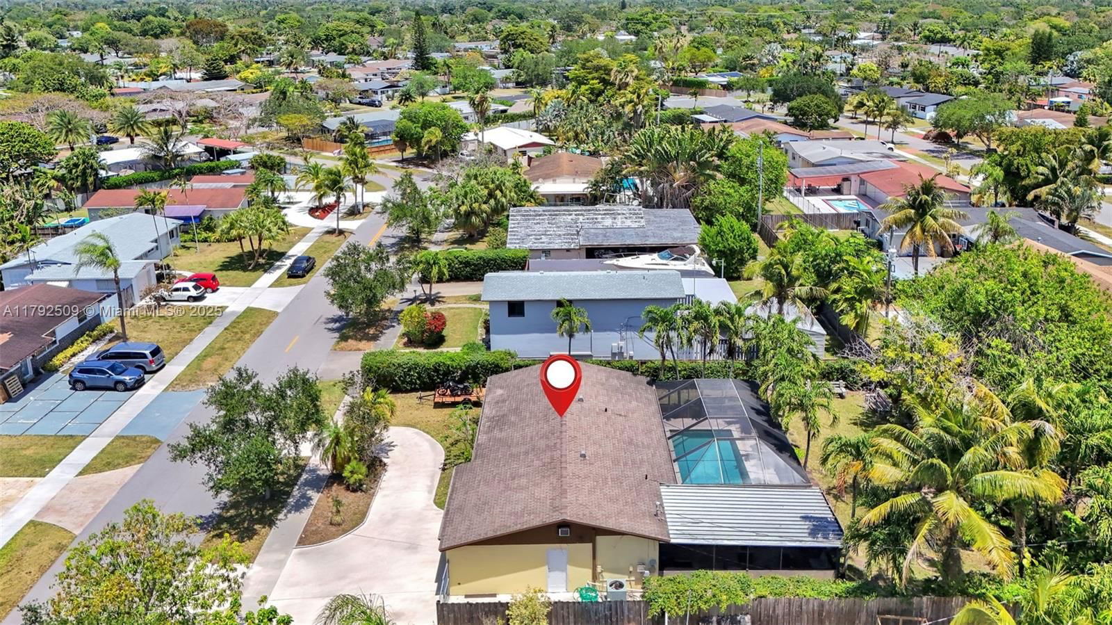 Real estate property located at 19241 93rd Rd, Miami-dade, Whispering Pines Est Sec, Cutler Bay, FL