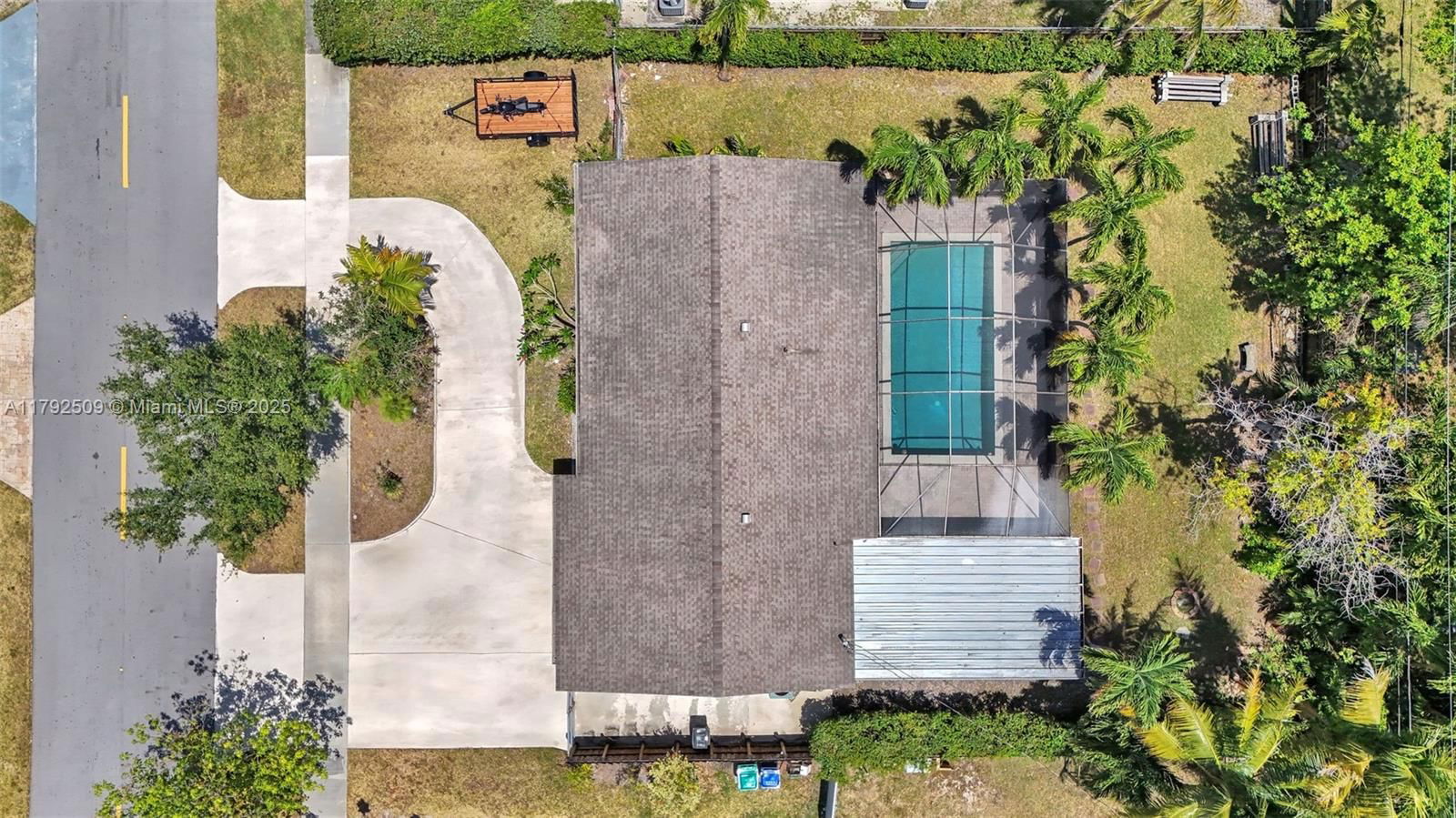 Real estate property located at 19241 93rd Rd, Miami-dade, Whispering Pines Est Sec, Cutler Bay, FL