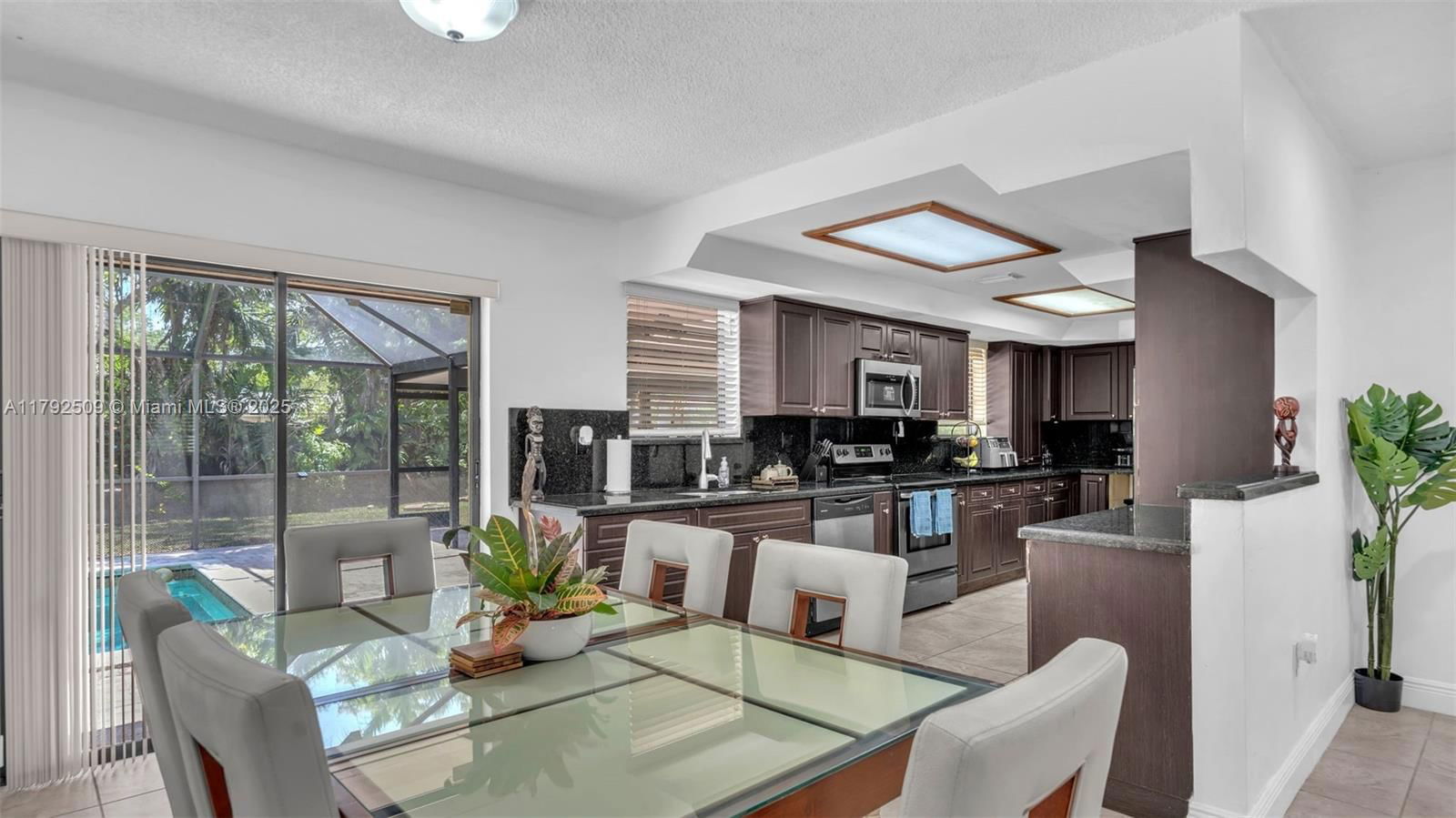 Real estate property located at 19241 93rd Rd, Miami-dade, Whispering Pines Est Sec, Cutler Bay, FL