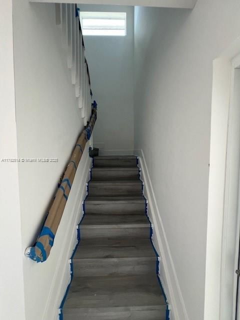 Real estate property located at 16315 107th Ave, Miami-dade, Fairway Plaza, Miami, FL