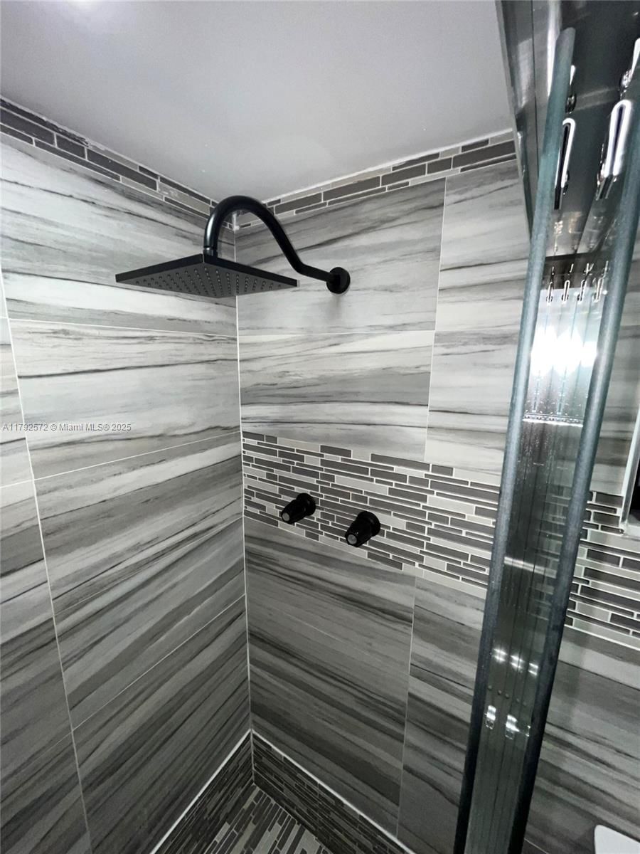 Real estate property located at 13500 3rd Ct #311, Miami-dade, Brookview Condo, North Miami, FL