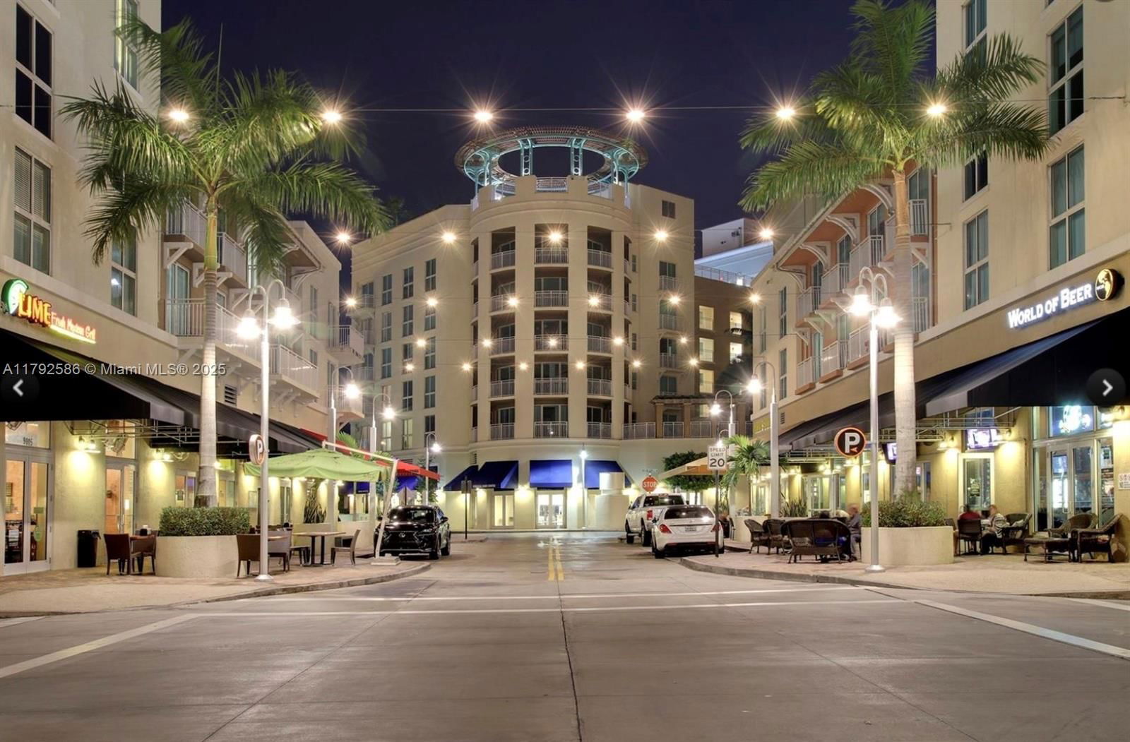 Real estate property located at 7280 90th St #703, Miami-dade, Downtown Dadeland Condo N, Miami, FL