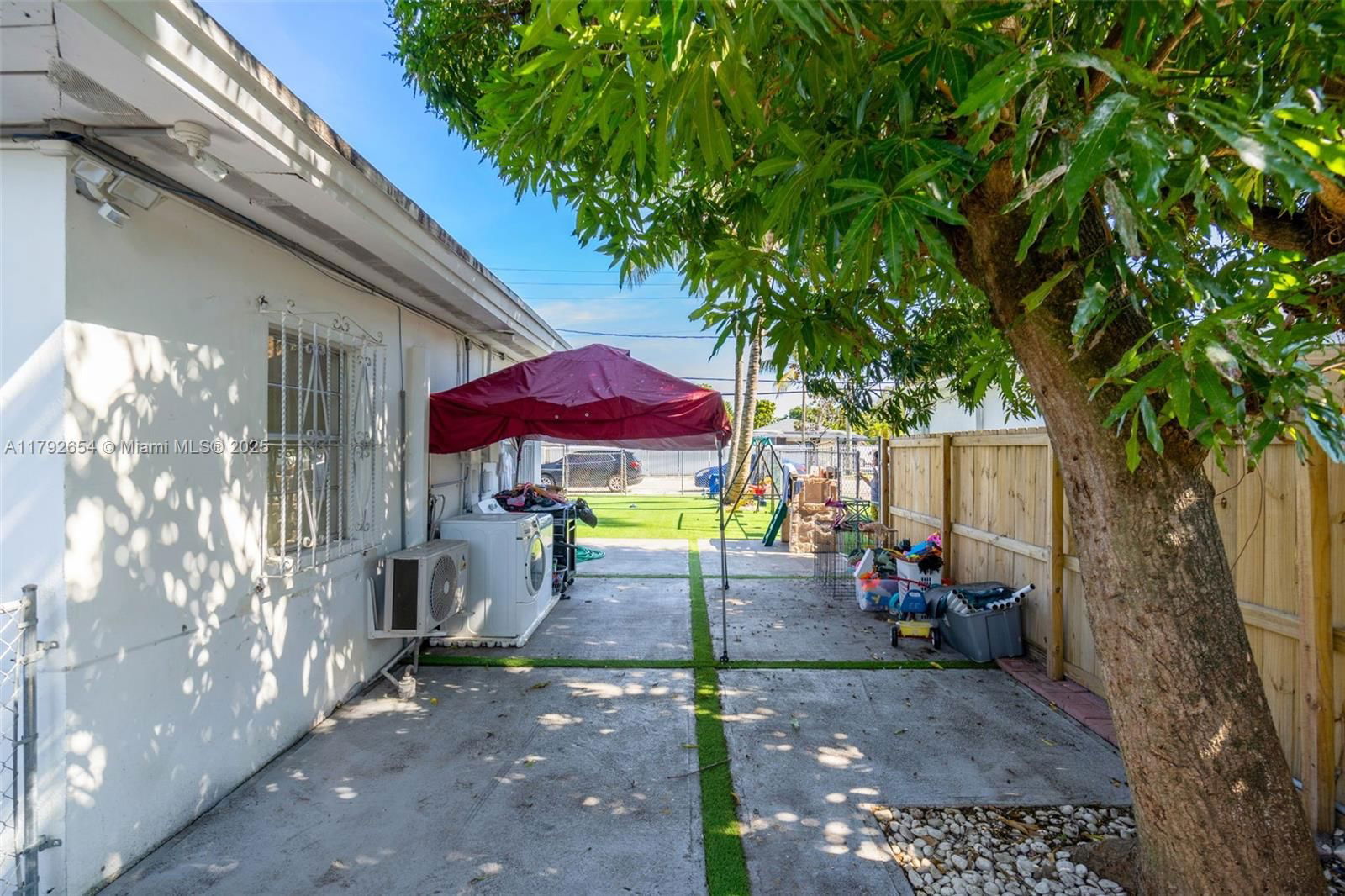 Real estate property located at 9000 25th Ave, Miami-dade, Oxford Park, Miami, FL