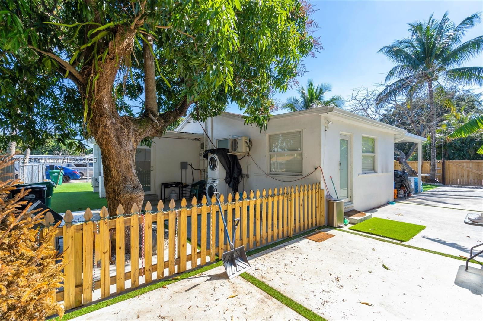 Real estate property located at 9000 25th Ave, Miami-dade, Oxford Park, Miami, FL