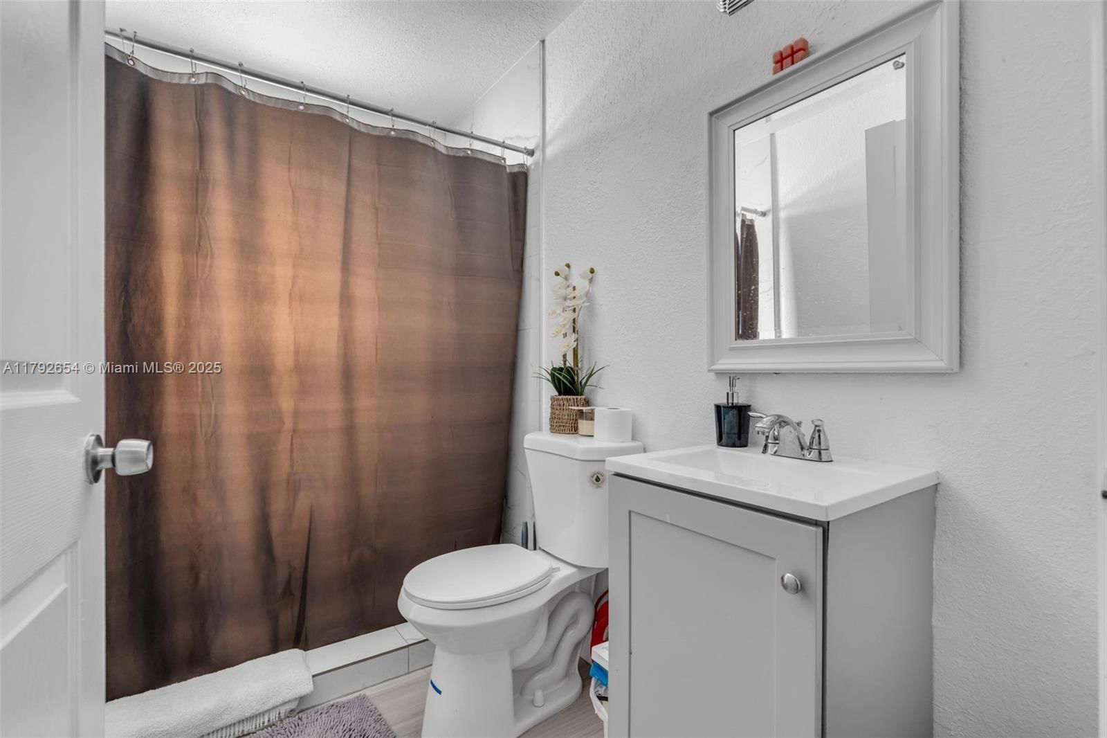 Real estate property located at 9000 25th Ave, Miami-dade, Oxford Park, Miami, FL