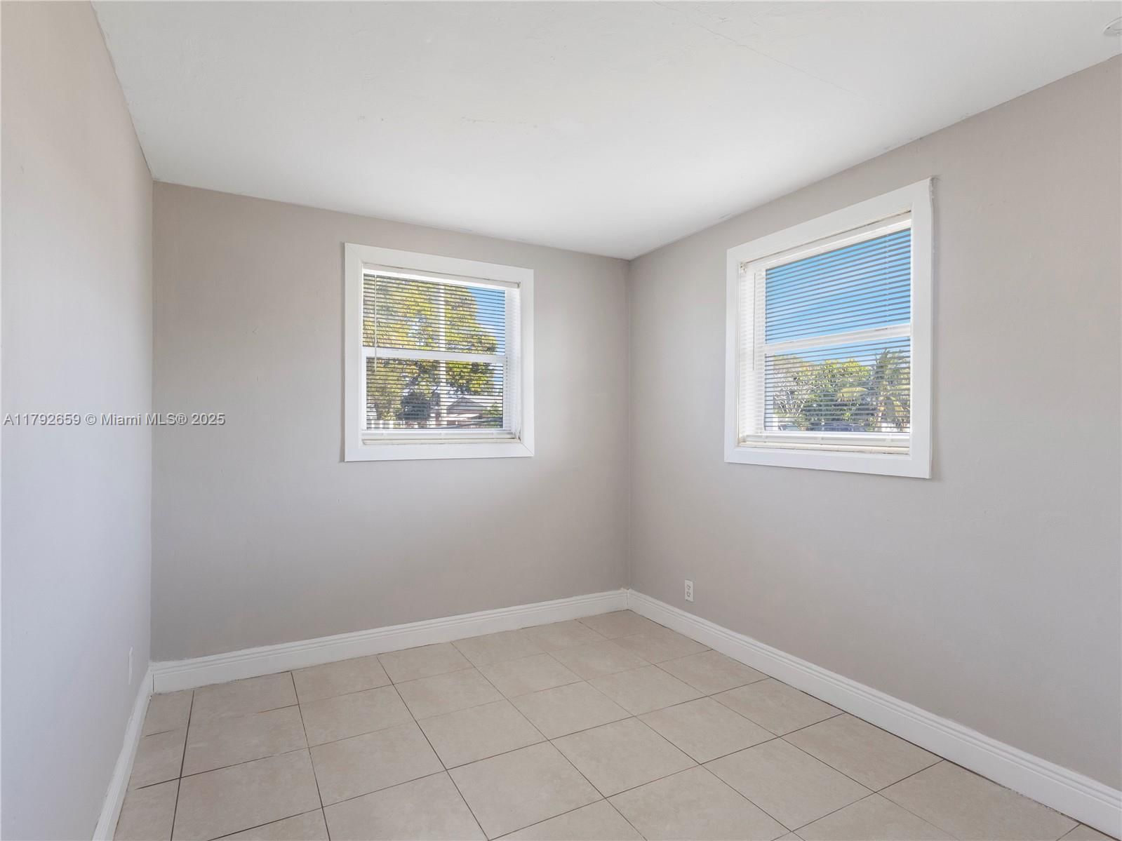 Real estate property located at 215 11th Ave, Palm Beach, Poinciana Heights, Boynton Beach, FL