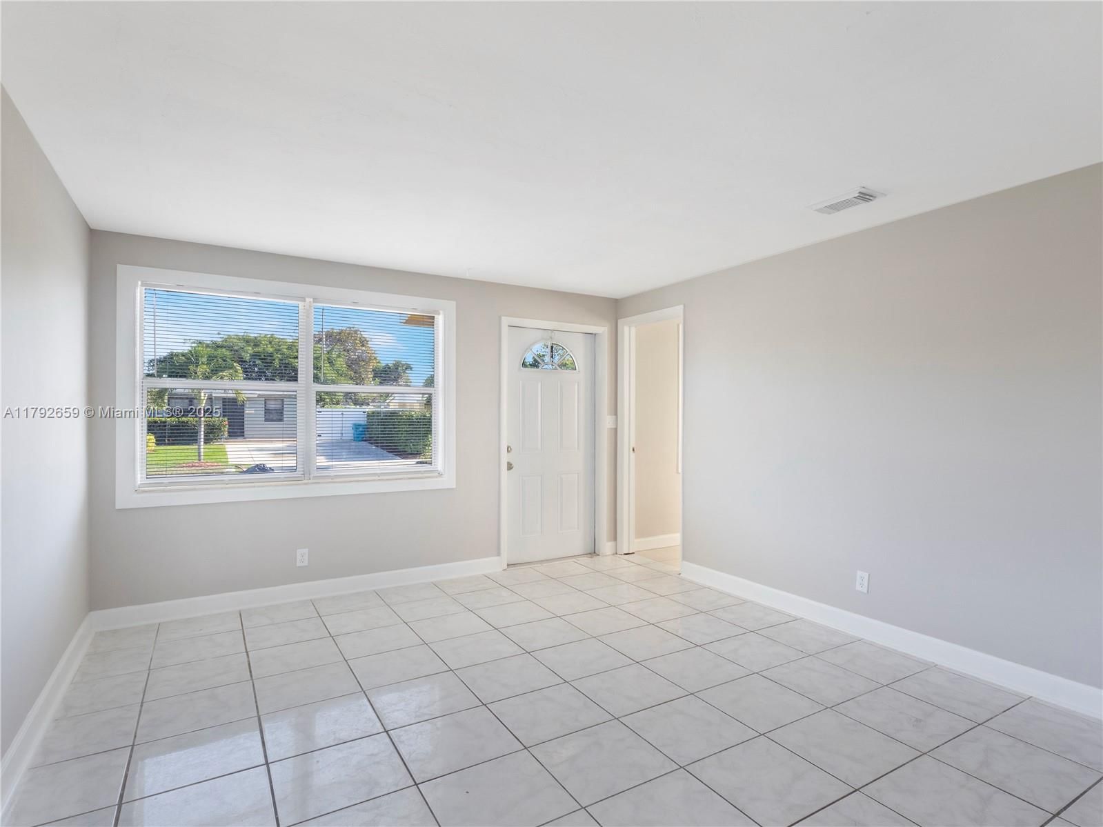 Real estate property located at 215 11th Ave, Palm Beach, Poinciana Heights, Boynton Beach, FL
