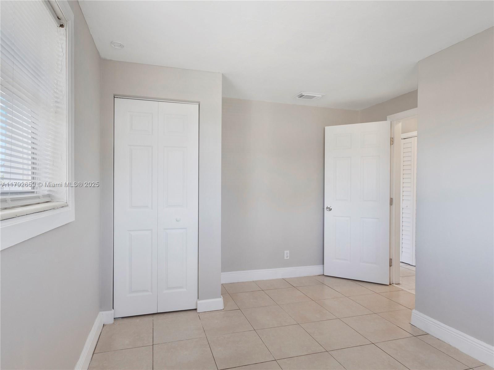 Real estate property located at 215 11th Ave, Palm Beach, Poinciana Heights, Boynton Beach, FL