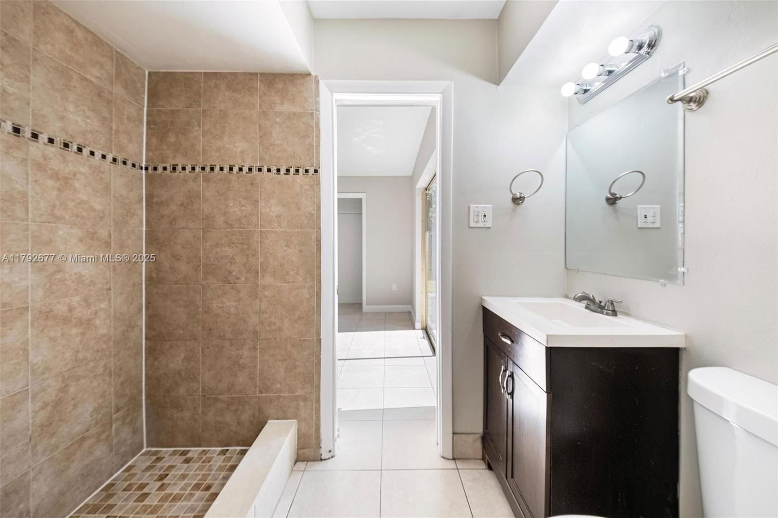 Real estate property located at 6620 21st Ct, Broward, Sunrise Golf Village Sec, Sunrise, FL