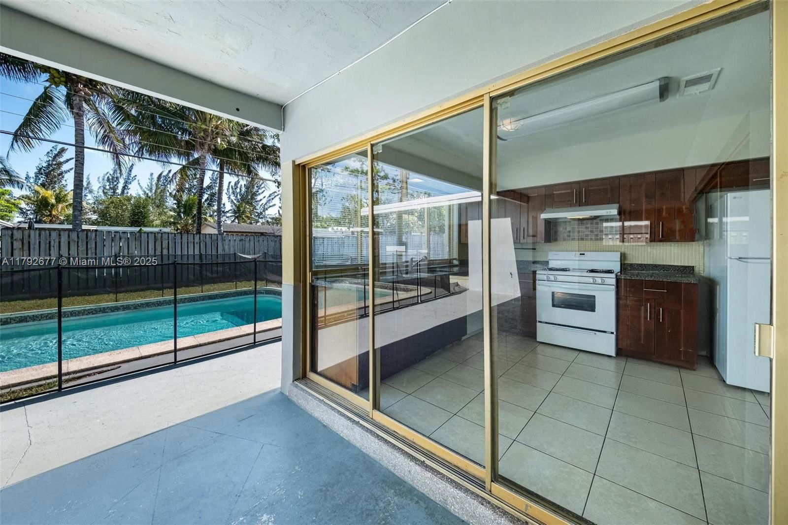Real estate property located at 6620 21st Ct, Broward, Sunrise Golf Village Sec, Sunrise, FL