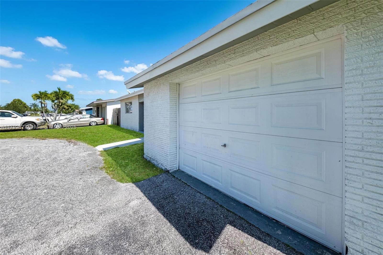 Real estate property located at 6620 21st Ct, Broward, Sunrise Golf Village Sec, Sunrise, FL