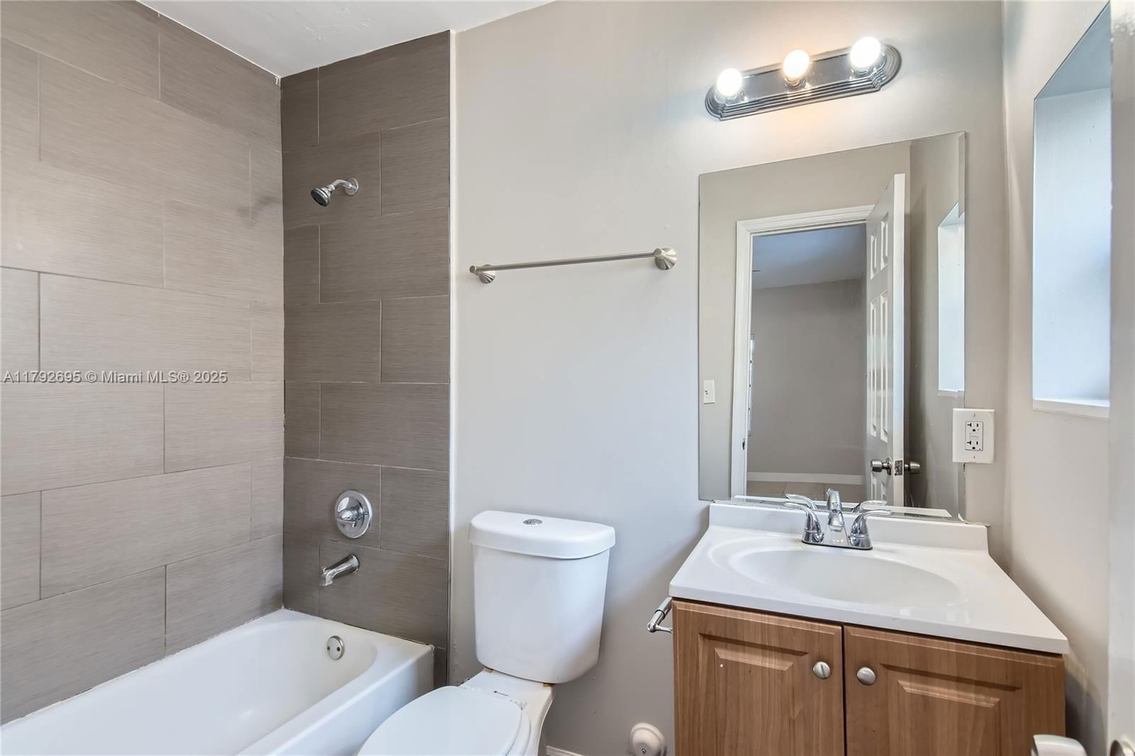 Real estate property located at 7740 Shalimar St, Broward, Miramar Sec 14, Miramar, FL