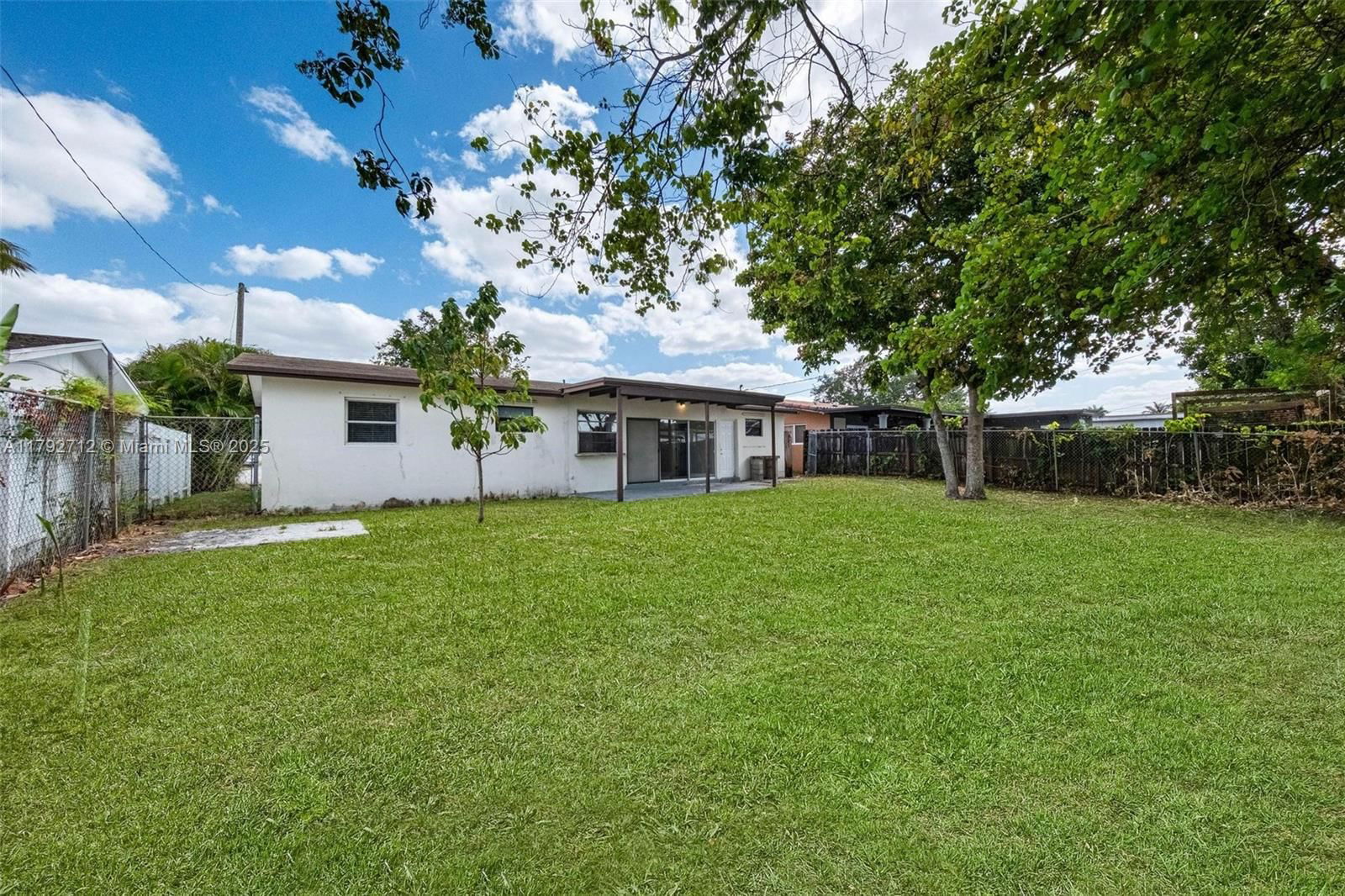 Real estate property located at 7817 Madeira St, Broward, Miramar Sec 12, Miramar, FL