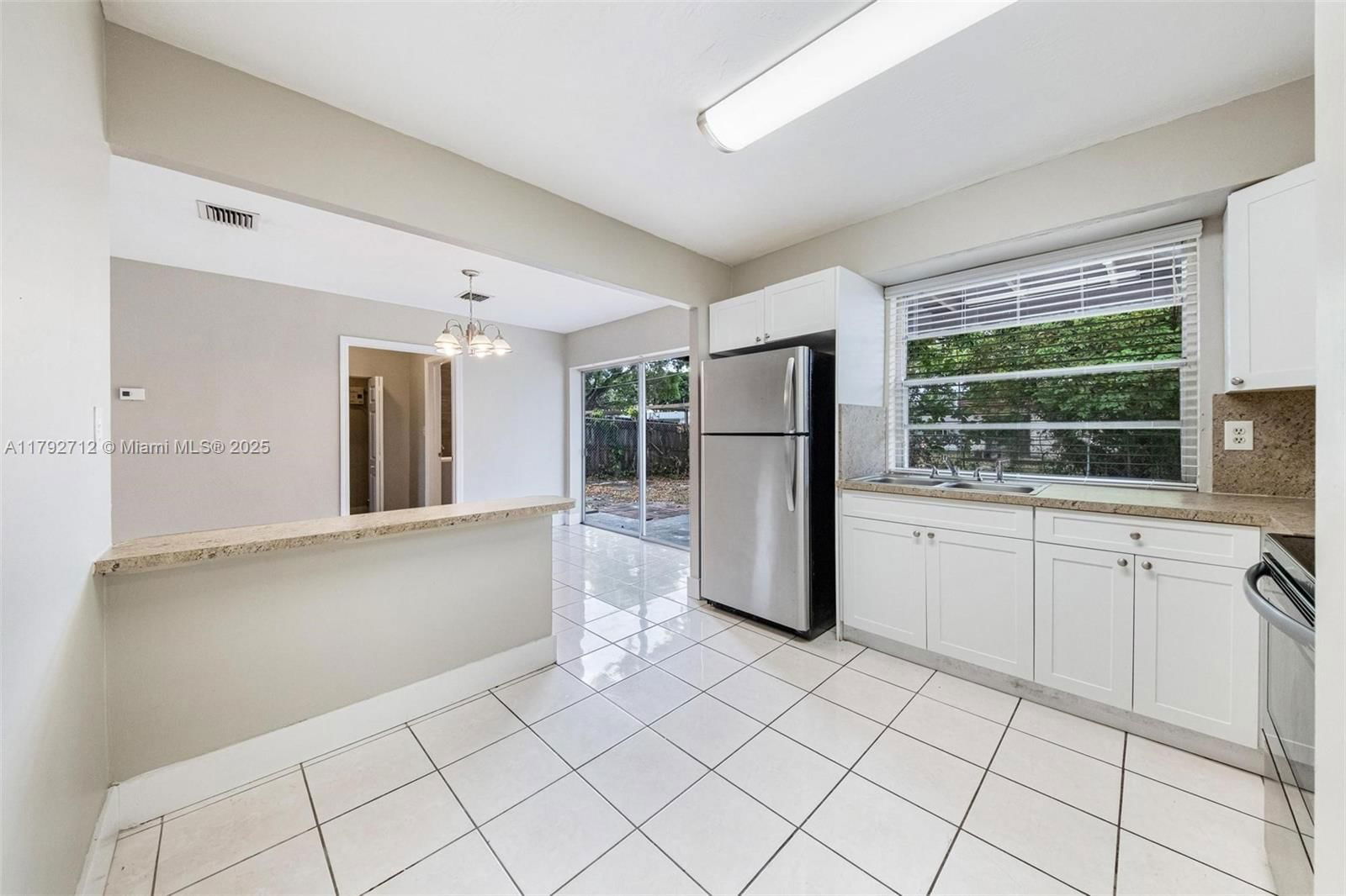 Real estate property located at 7817 Madeira St, Broward, Miramar Sec 12, Miramar, FL