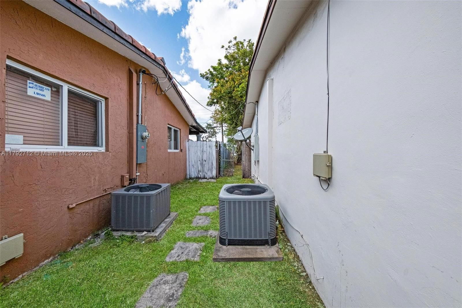 Real estate property located at 7817 Madeira St, Broward, Miramar Sec 12, Miramar, FL