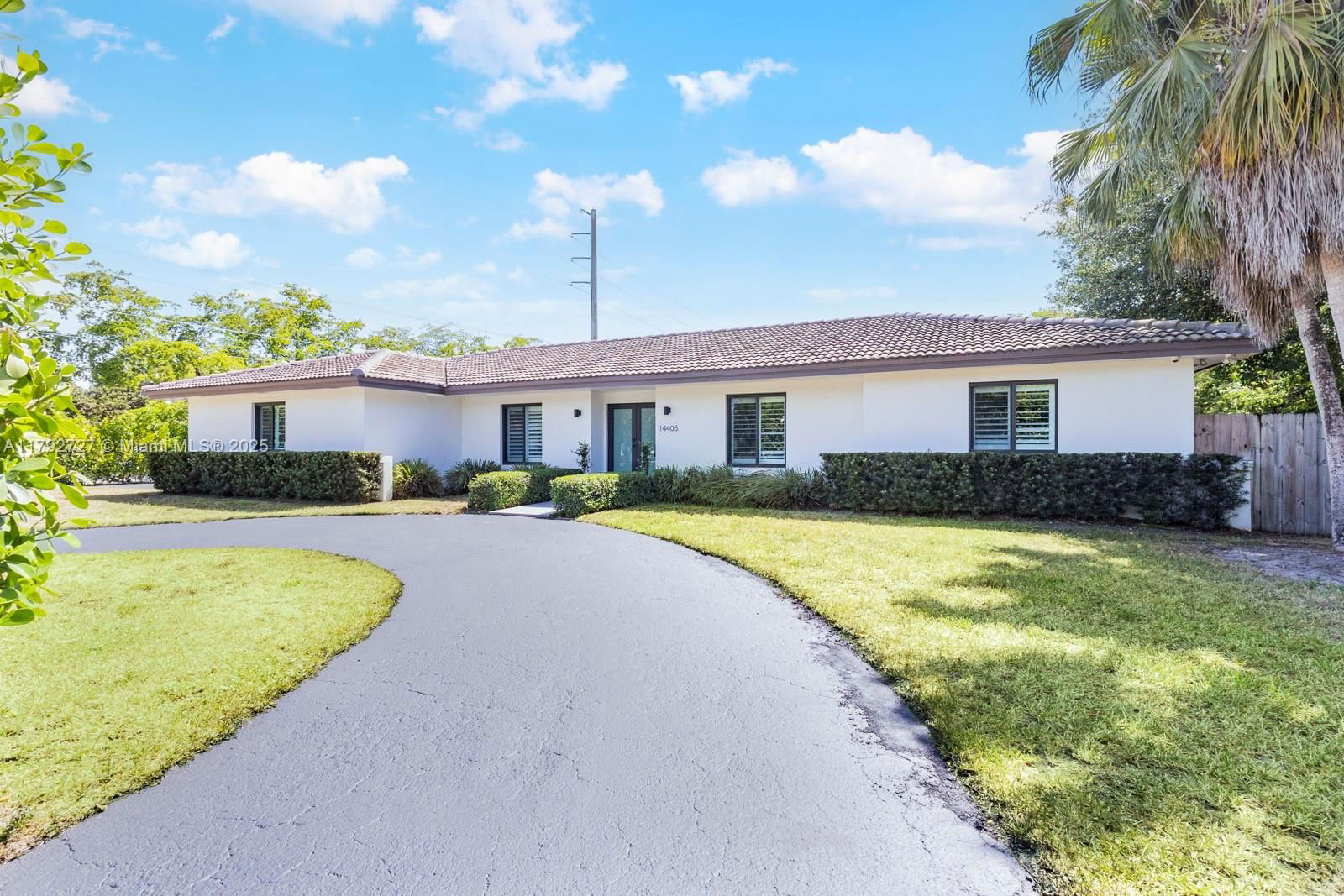 Real estate property located at 14405 84th Ct, Miami-dade, Paris Manor West, Palmetto Bay, FL